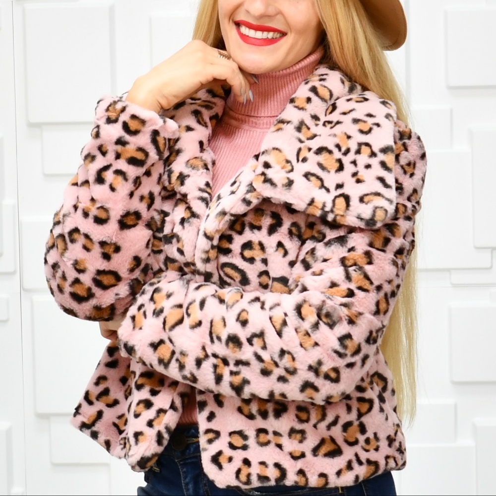 RESTOCKED! PINK LEOPARD COAT - Picture 3 of 4